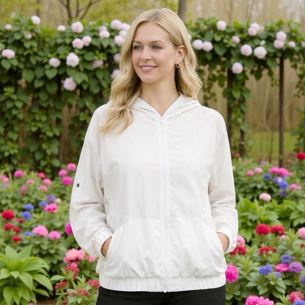 Lucky in Love White Windbreaker‎ Jacket Lightweight Athletic Tennis Golf S/M